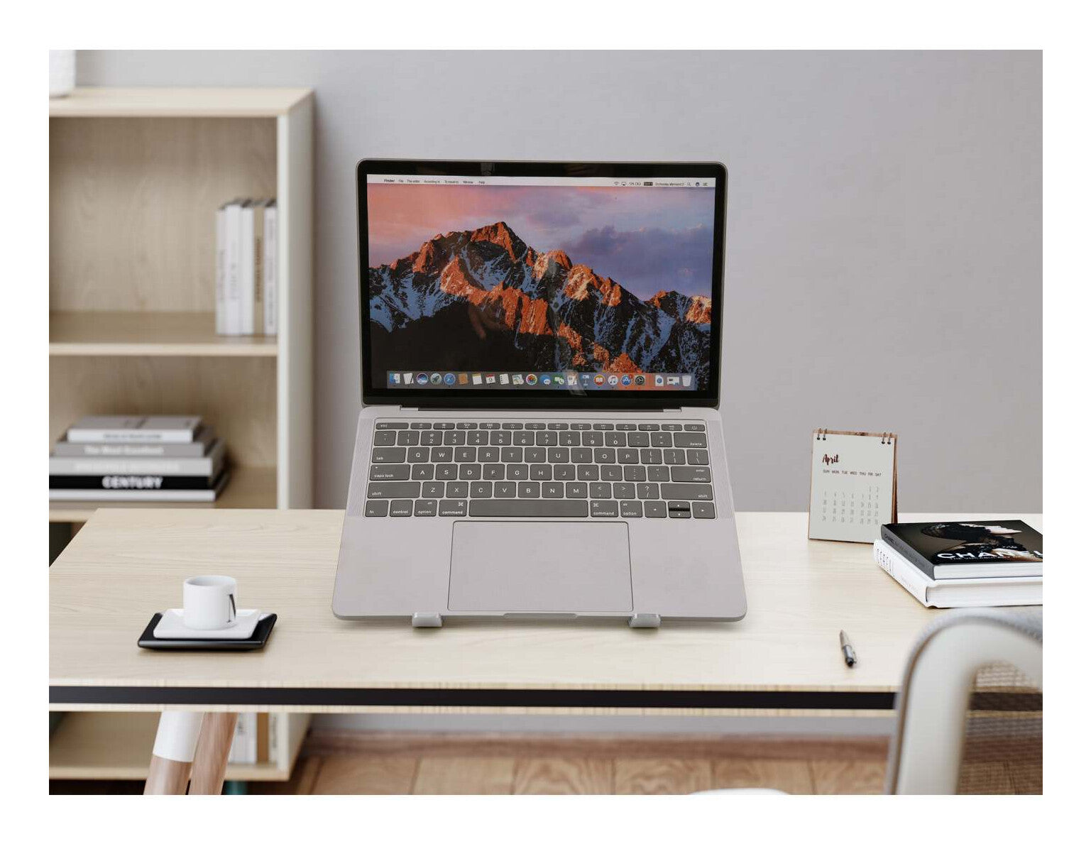 Manhattan Soporte ergonómico, plegable en siete posiciones, para laptops y otros dispositivos de hasta 15.6" y 5 kg (11 lbs.), ligero, aluminio de alta calidad, ventilado, color plateado