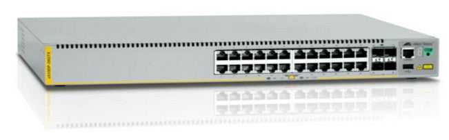 Switch Stackeable Capa 3, 24 puertos 10/100/1000 Mbps + 4 puertos SFP+ 10 G, fuente redundante