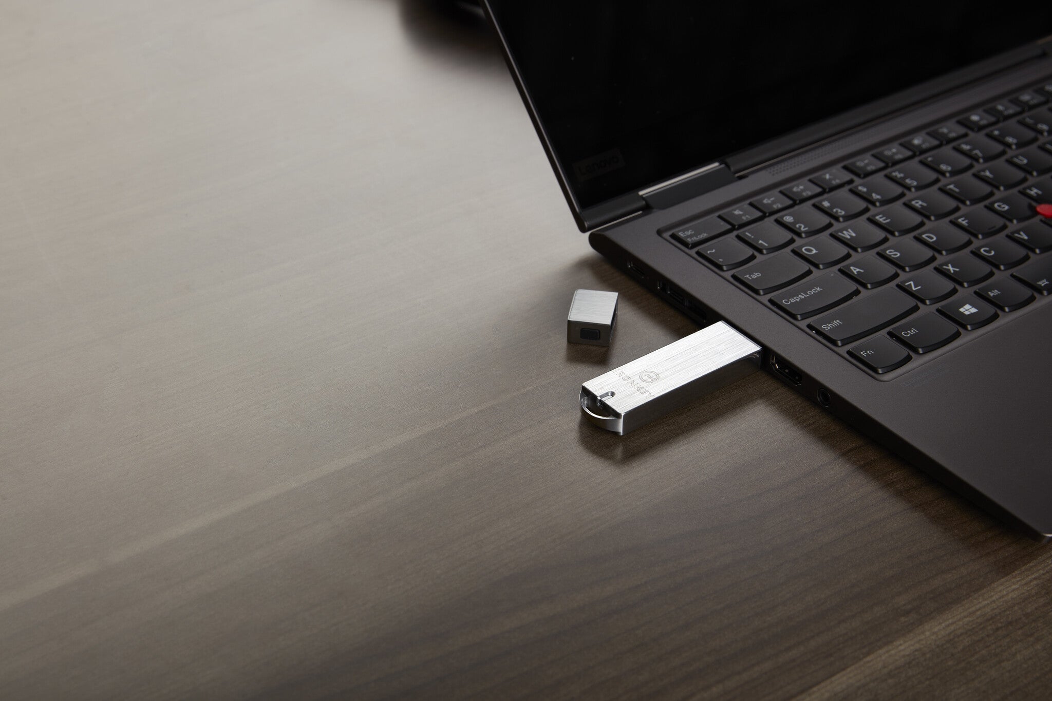Kingston Technology IronKey S1000 unidad flash USB 32 GB USB tipo A 3.2 Gen 1 (3.1 Gen 1) Plata