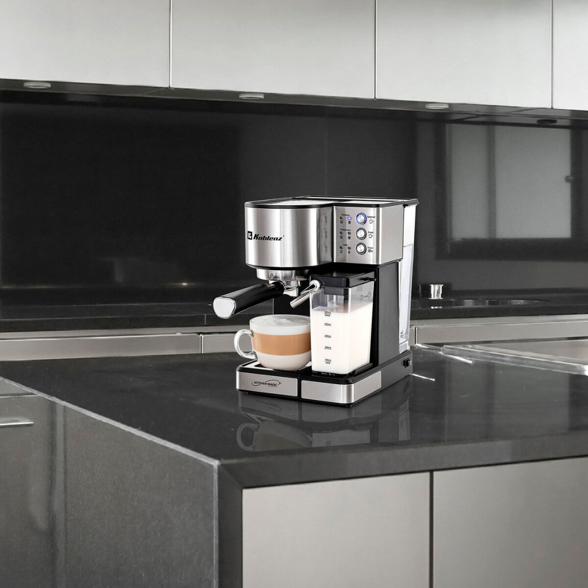 Koblenz CKM-1350 IN Semi-automática Máquina de café expreso 0.5 L