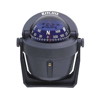 Bújula de Navegación Marítima Serie Explorer / Montaje en Bracket / Color Gris / 2 3/4" (70 mm) / Iluminación Nocturna Verde / Magnéticos de Fuerza Directiva / Construcción Compuesta Alta Temperatura / 100% R