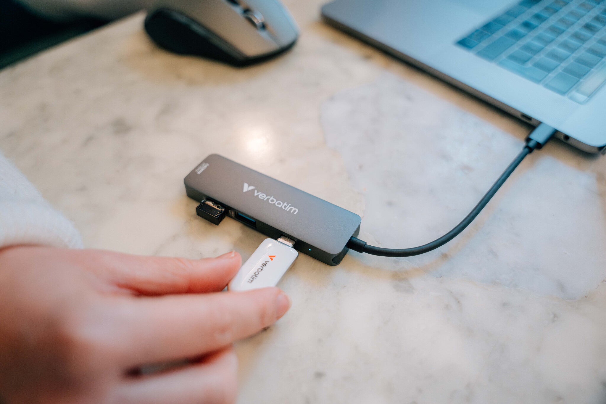 Verbatim 32155 nodo concentrador USB 3.2 Gen 1 (3.1 Gen 1) Type-C 5000 Mbit/s Gris
