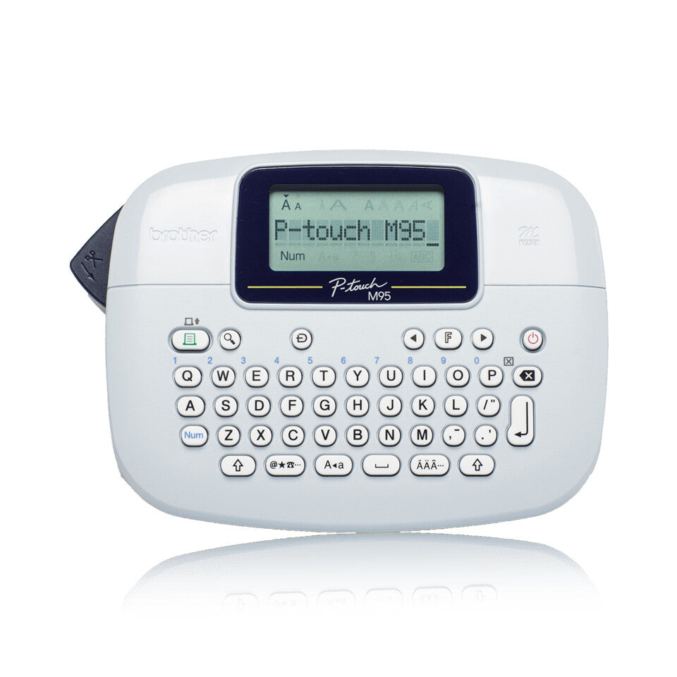 Brother PT-M95 impresora de etiquetas Transferencia térmica 203 x 203 DPI 7.5 mm/seg QWERTY
