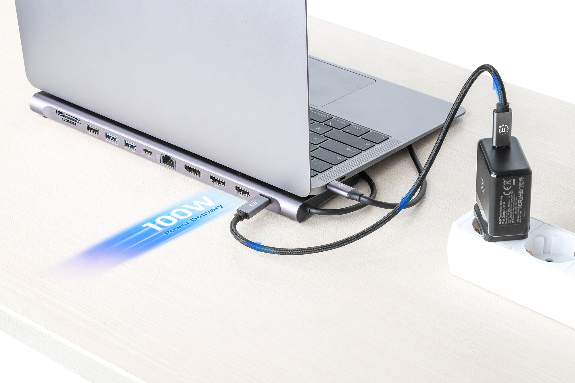 Manhattan 190305 base para laptop o replicador de puertos Alámbrico USB 3.2 Gen 1 (3.1 Gen 1) Type-C Plata