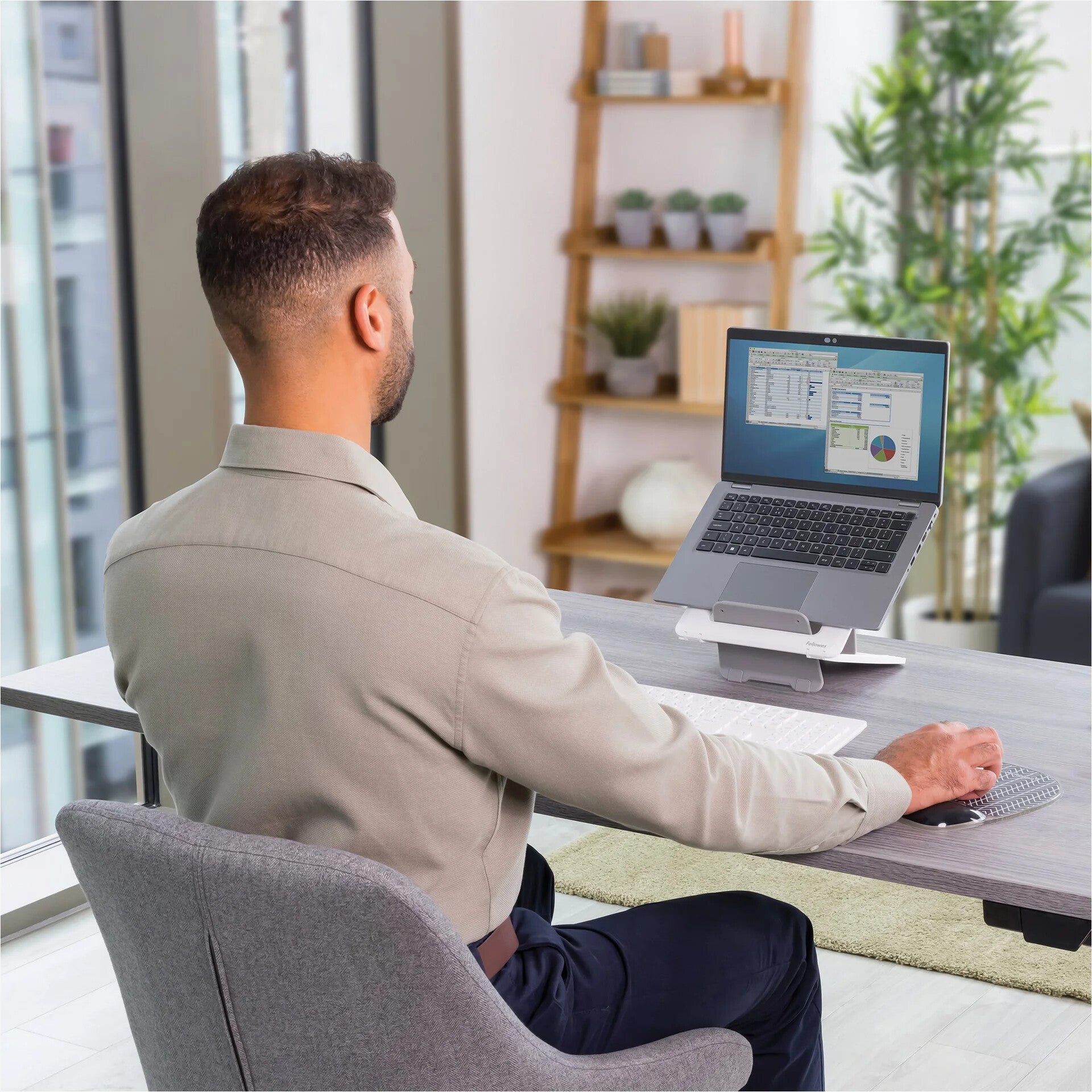 Fellowes Breyta Soporte para computadora portátil Blanco 35.6 cm (14")