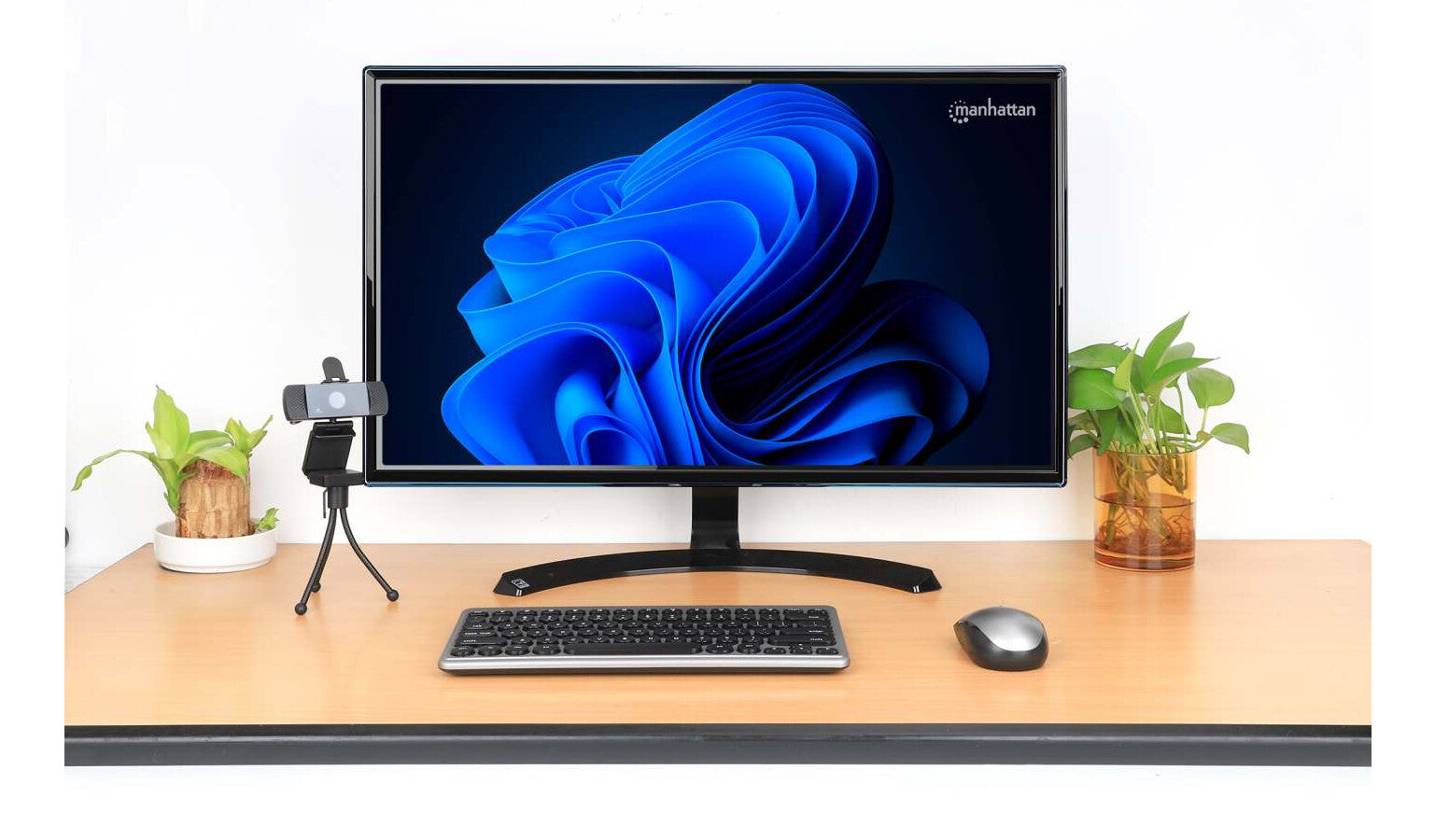 Manhattan Un solo receptor USB-A Nano para ambos, teclado inalámbrico con 12 teclas multimedia/función, mouse óptico ambidiestro con tres botones y rueda de desplazamiento, 1200 ppp, negro/plateado